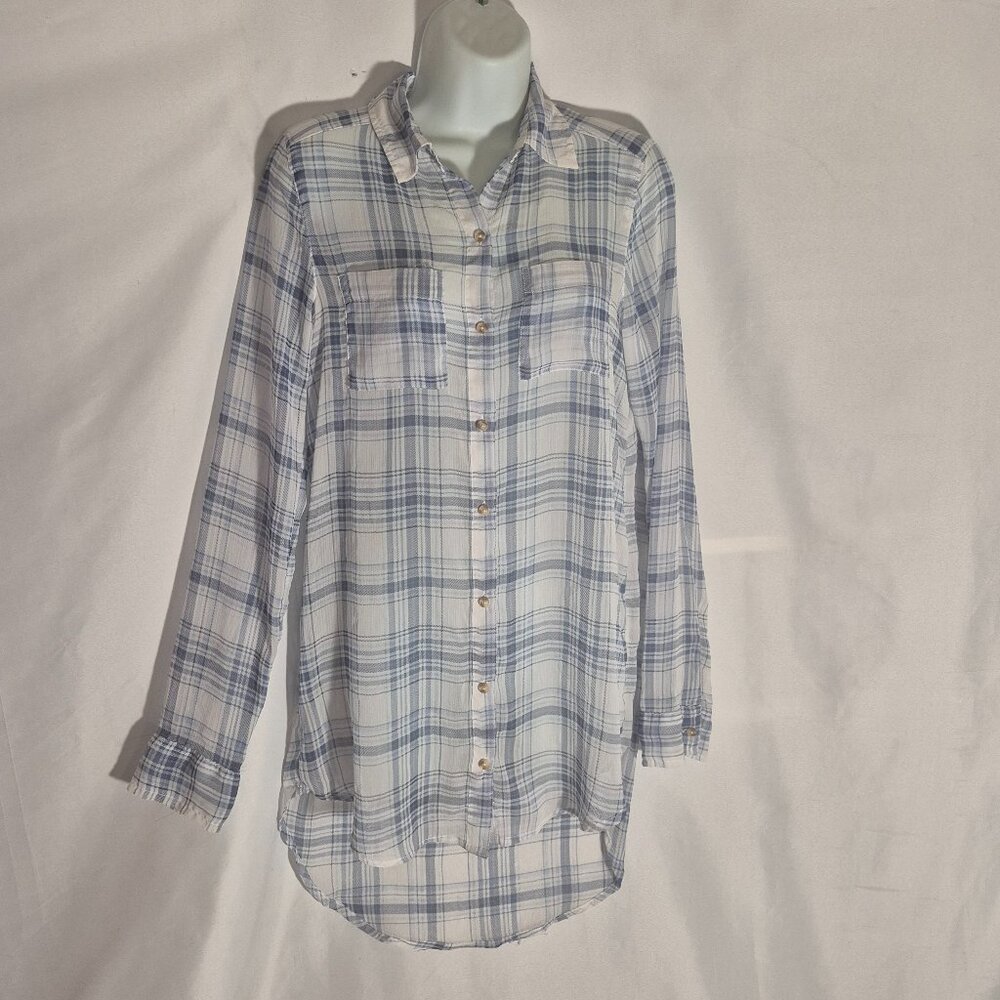 Hollister sheer button-up sleep shirt in size XS